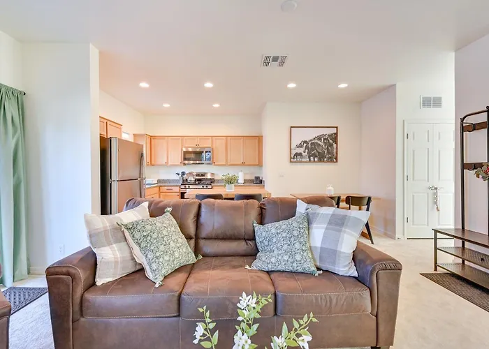 2 Mi To Dtwn Flagstaff: W/ Balcony! Ferienhaus