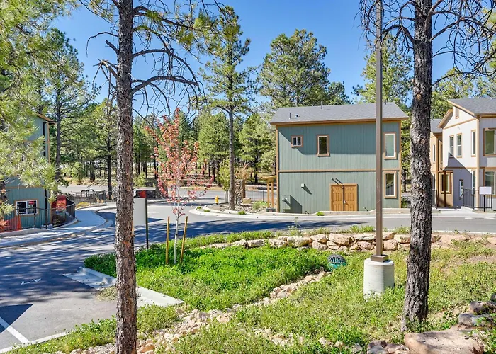 2 Mi To Dtwn Flagstaff: W/ Balcony! *